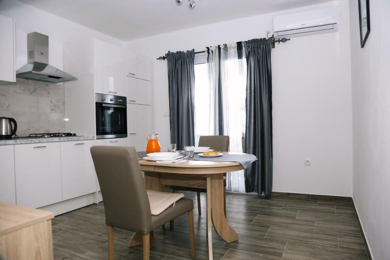 Apartments Tonia Br. 1 Zavalatica Dış mekan fotoğraf