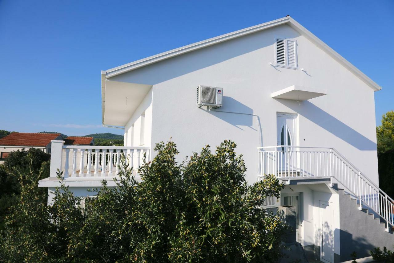 Apartments Tonia Br. 1 Zavalatica Dış mekan fotoğraf