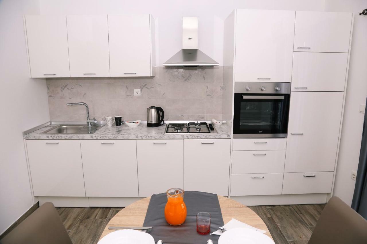 Apartments Tonia Br. 1 Zavalatica Dış mekan fotoğraf